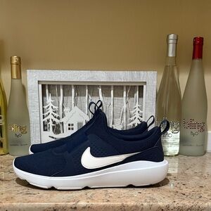 Nike AD Comfort Midnight Navy and White Athletic Shoes